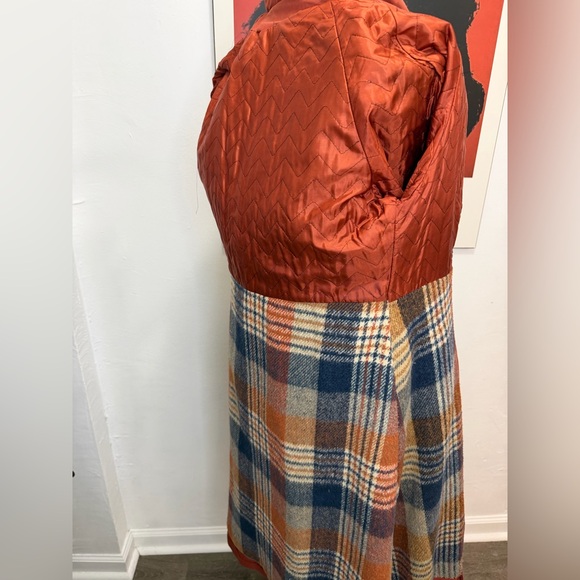 Vintage 70s Quilted Lined Coat with Flannel Trim - Picture 13 of 16
